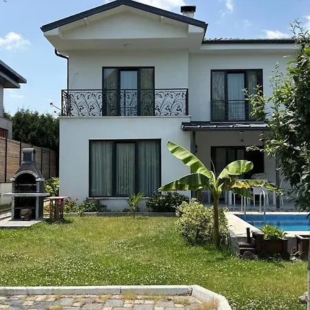 Moonlight - Lilyum Villa